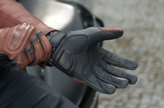 SHIMA Caliber Motorcycle Gloves brown