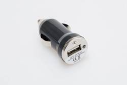 ADAPTER GNIAZDA ZAPALNICZKI 12V NA ZŁĄCZE USB SW-MOTECH